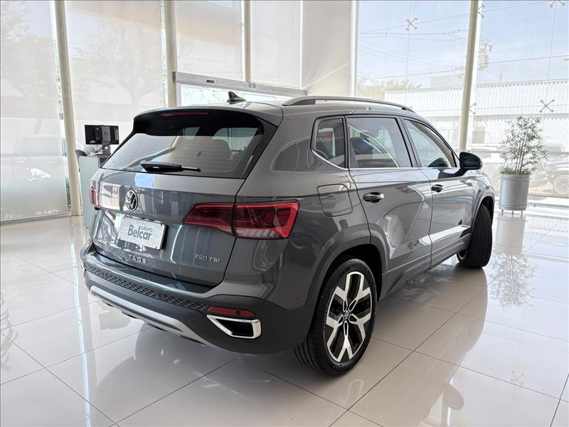  TAOS  1.4 250 TSI Highline 1