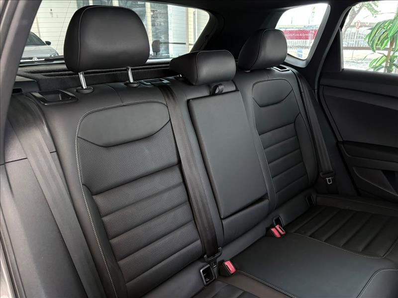  TAOS  1.4 250 TSI Highline 6