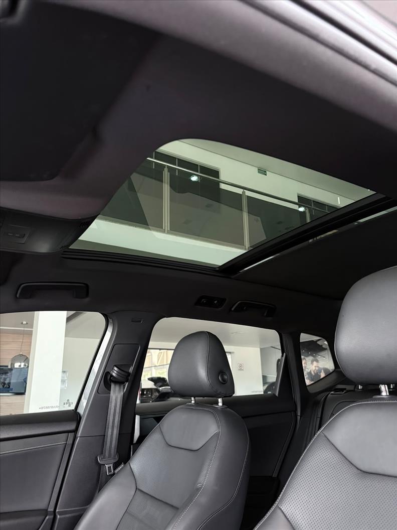  TAOS  1.4 250 TSI Highline 9
