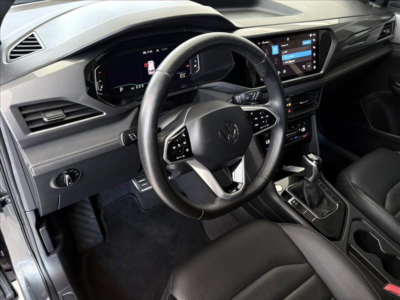  TAOS  1.4 250 TSI Highline 11