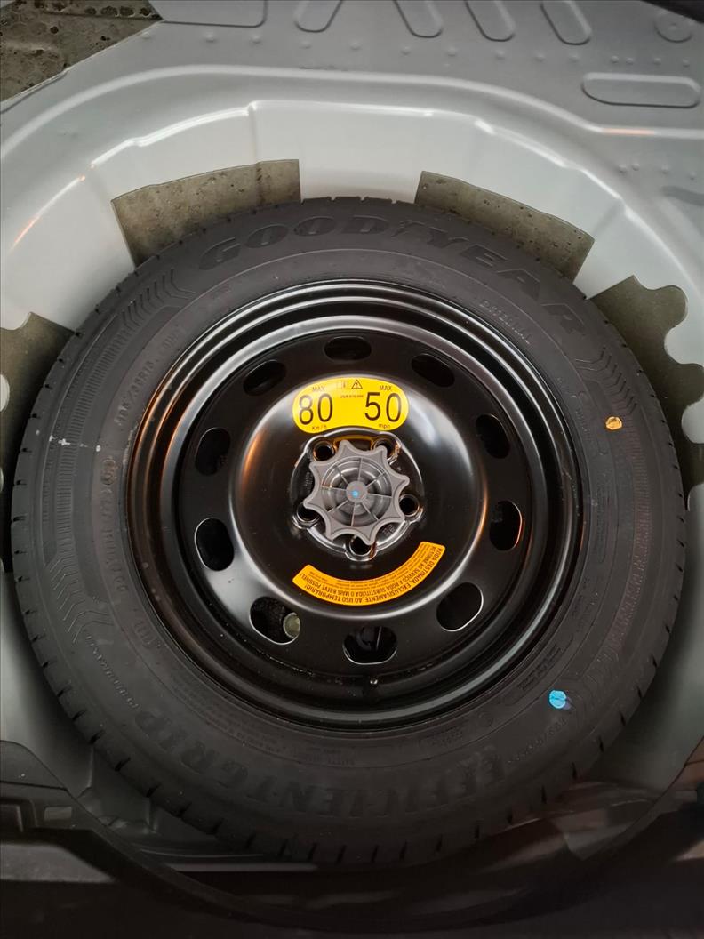 NIVUS 1.0 200 TSI Highline NIVUS 1.0 200 TSI Highline