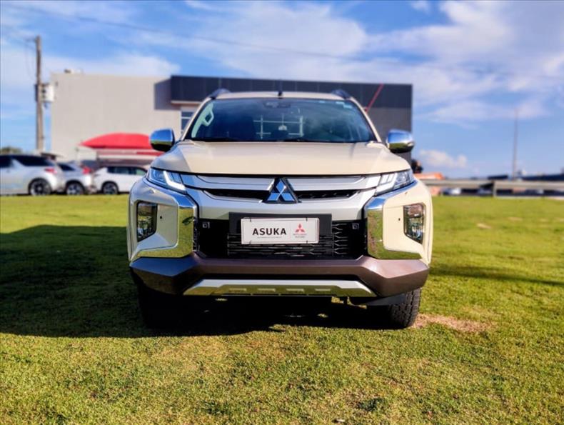  L200 TRITON  2.4 16V Turbo Sport Hpe-s Terra CD 4X4 5