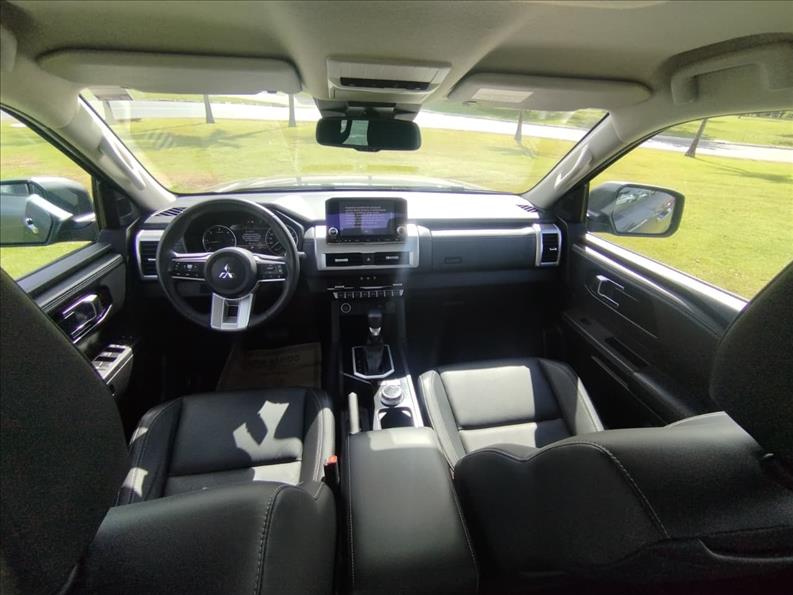 TRITON  2.4 Biturbo CD Hpe-s 4X4 8