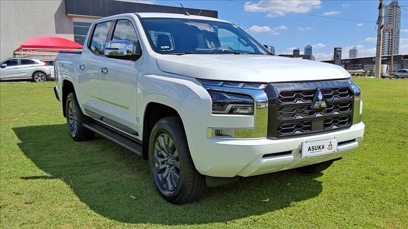  TRITON  2.4 Biturbo CD HPE 4X4 0