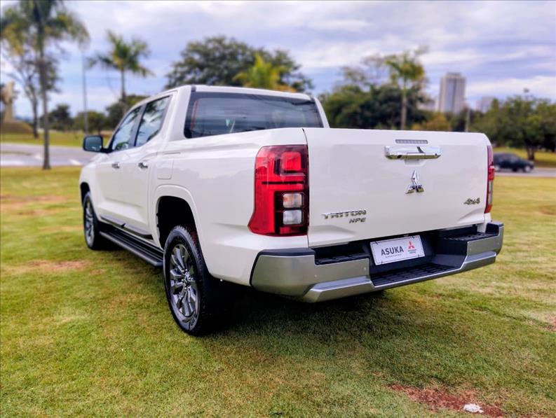  TRITON  2.4 Biturbo CD HPE 4X4 3