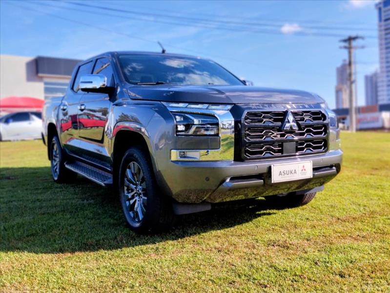  TRITON  2.4 Biturbo CD Hpe-s 4X4 
