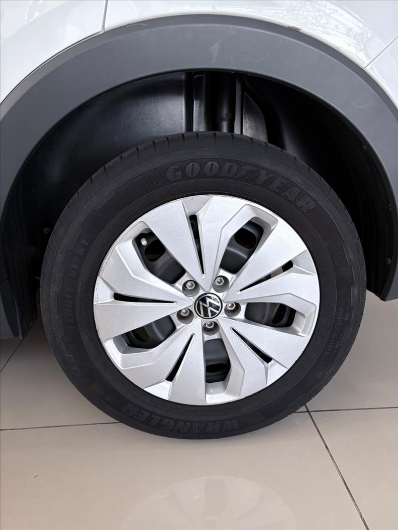  T-CROSS  1.0 200 TSI Sense 17