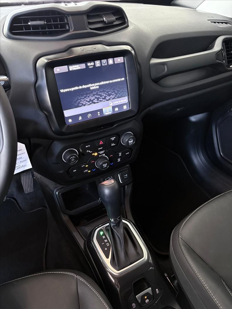  RENEGADE  1.3 T270 Turbo Longitude 12