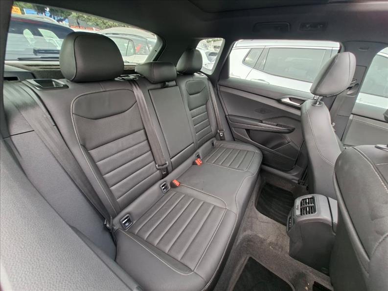  TAOS  1.4 250 TSI Highline 7