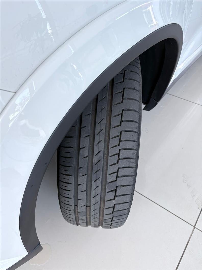  FASTBACK  1.0 Turbo 200 Hybrid Impetus 17