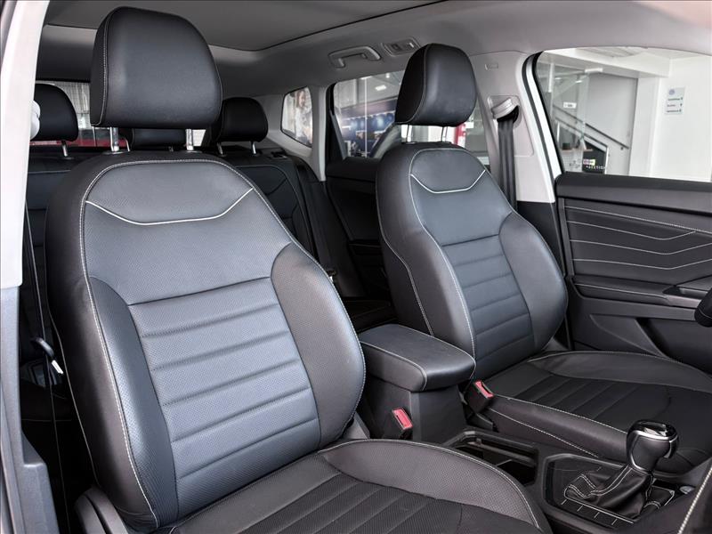  TAOS  1.4 250 TSI Highline 6