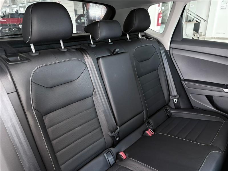 TAOS  1.4 250 TSI Highline 7