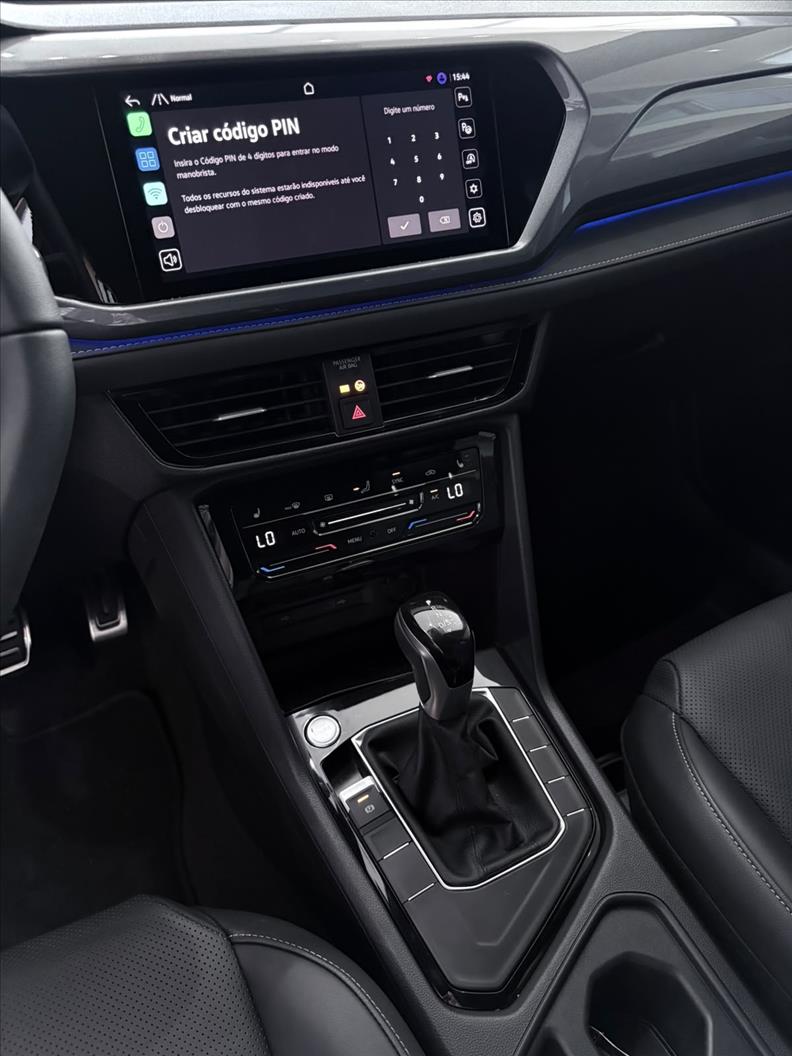  TAOS  1.4 250 TSI Highline 13