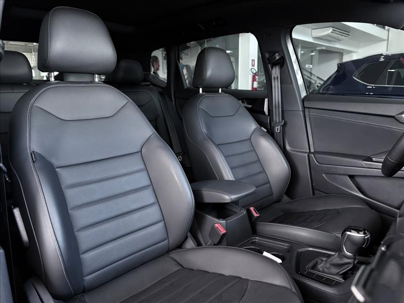  TAOS  1.4 250 TSI Highline 6