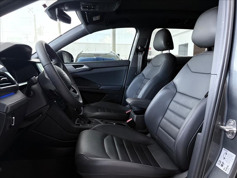  TAOS  1.4 250 TSI Highline 8