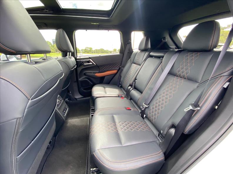  OUTLANDER  2.4 Phev Signature S-awc DHT 7