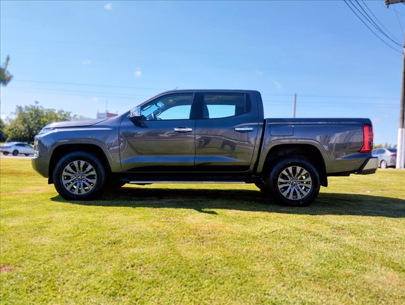  TRITON  2.4 Biturbo CD Hpe-s 4X4 4