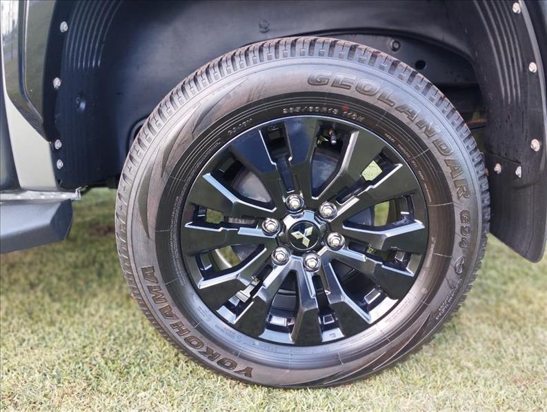  TRITON  2.4 Biturbo CD Katana 4X4 14
