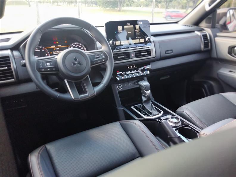  TRITON  2.4 Biturbo CD Katana 4X4 10