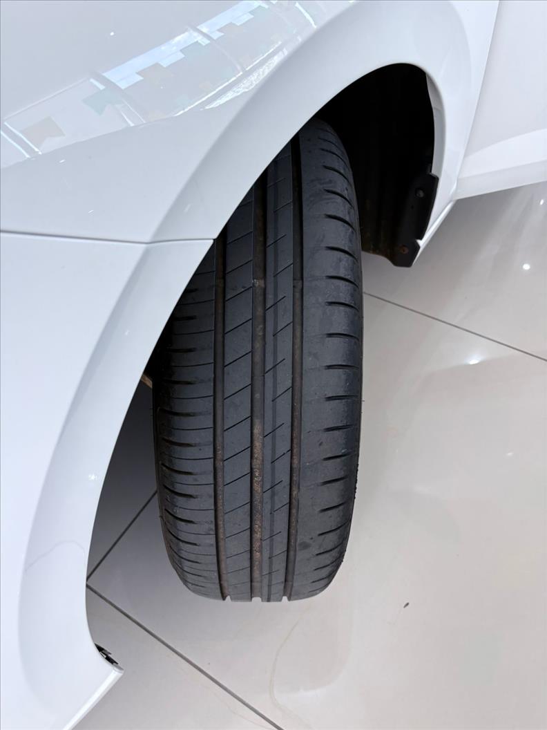  VIRTUS  1.0 170 TSI Sense 16