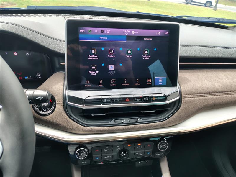 COMMANDER  2.0 Td380 Turbo Overland 11