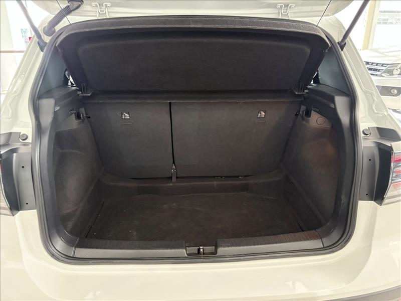  T-CROSS  1.0 200 TSI Comfortline 14