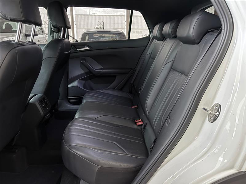  T-CROSS  1.0 200 TSI Comfortline 9