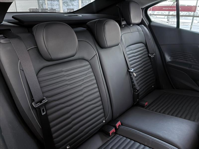  FASTBACK  1.0 Turbo 200 Hybrid Audace 7
