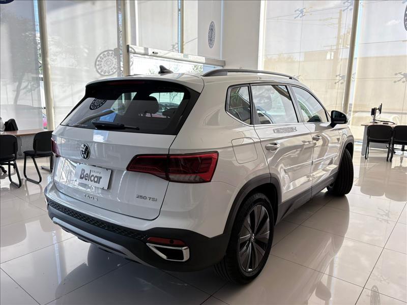  TAOS  1.4 250 TSI Comfortline 1