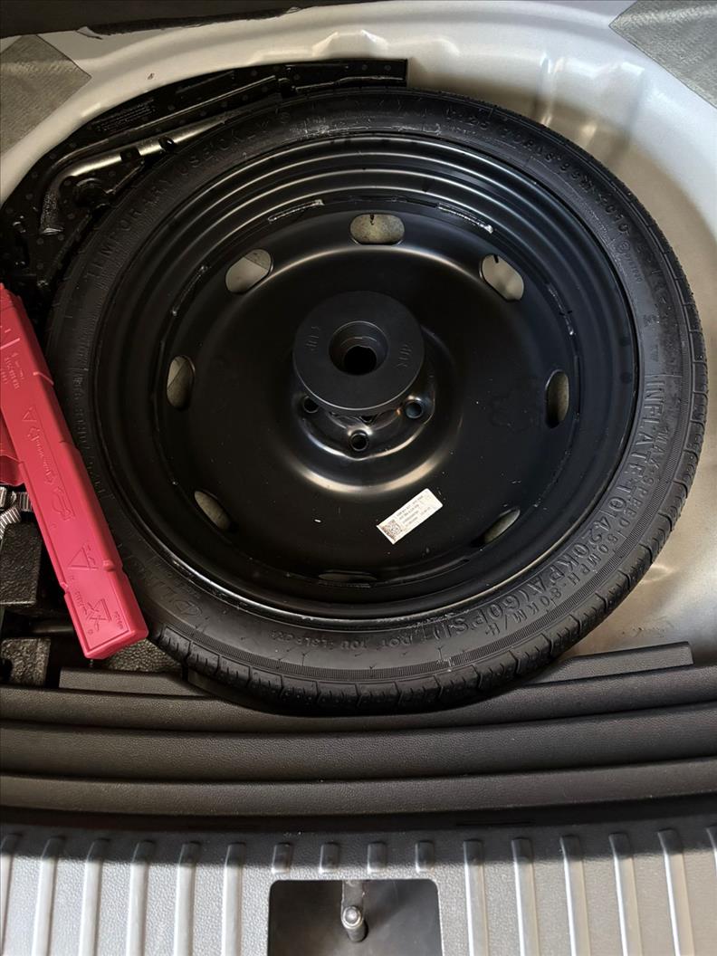  TAOS  1.4 250 TSI Comfortline 15