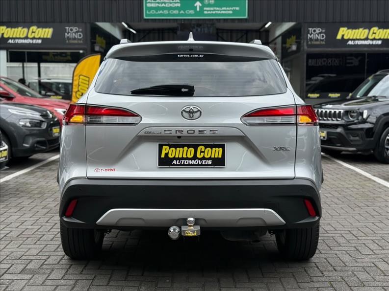 Toyota COROLLA CROSS 2024