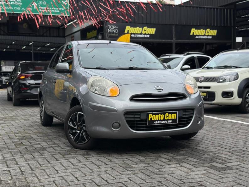 Nissan MARCH 2013