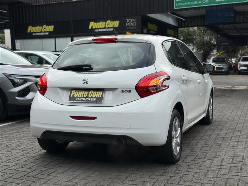 Peugeot 208 2014