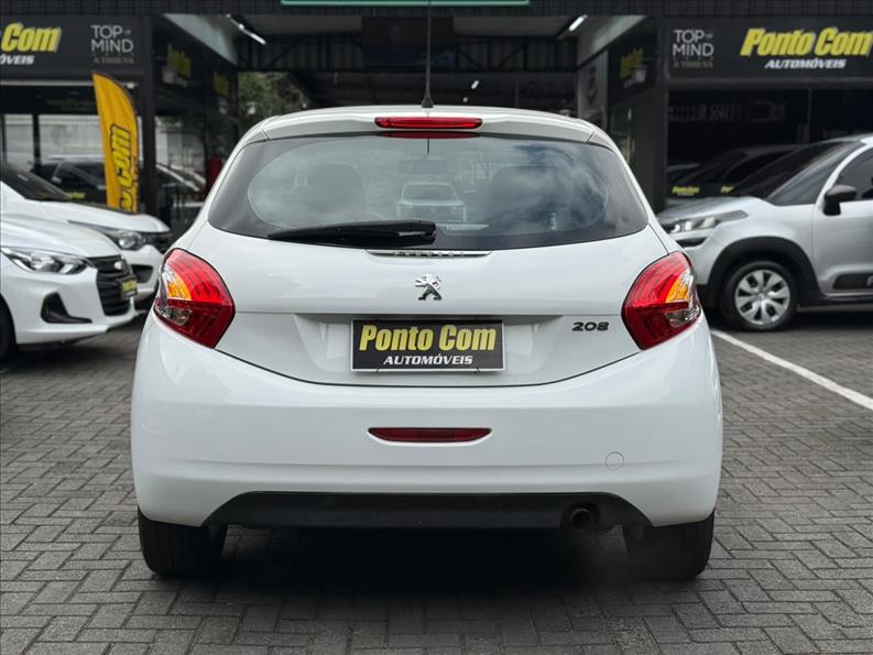 Peugeot 208 2014