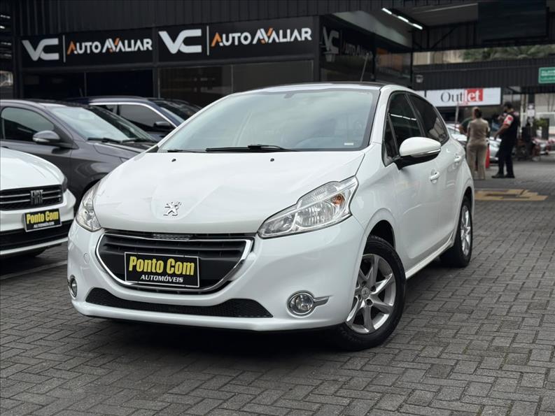 Peugeot 208 2014