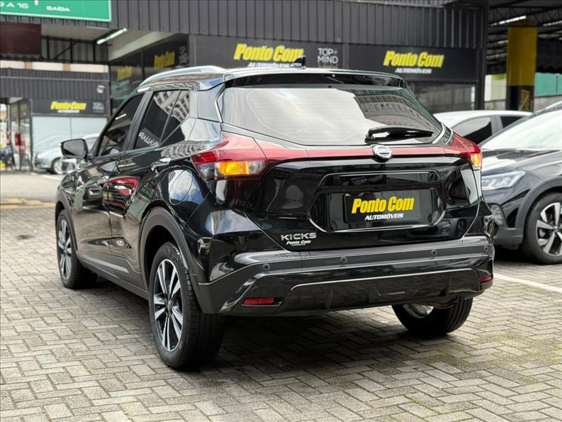 Nissan KICKS 2022