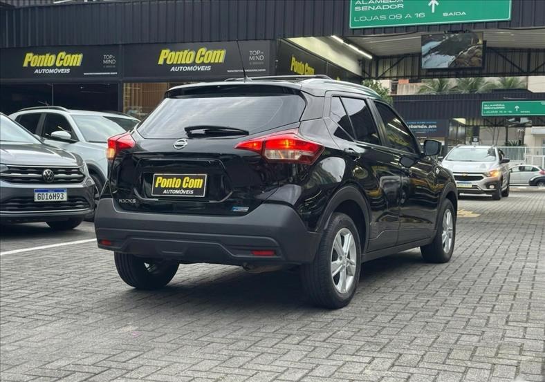 Nissan KICKS 2018