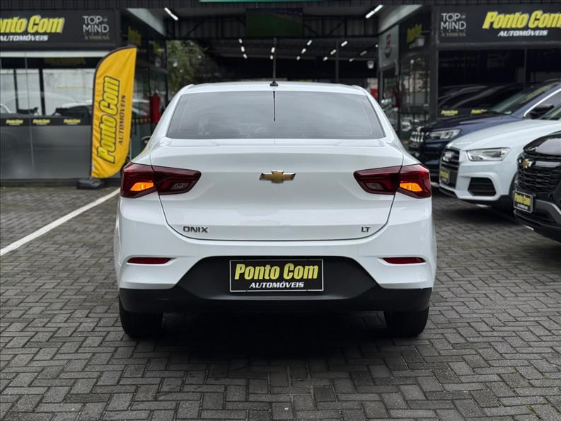 Chevrolet ONIX 2022