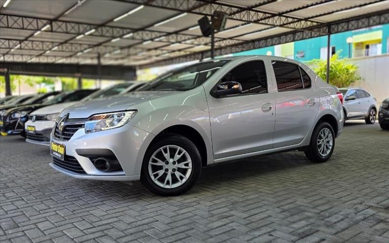 Renault LOGAN 2025