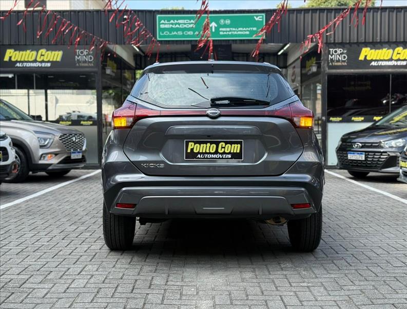 Nissan KICKS 2024