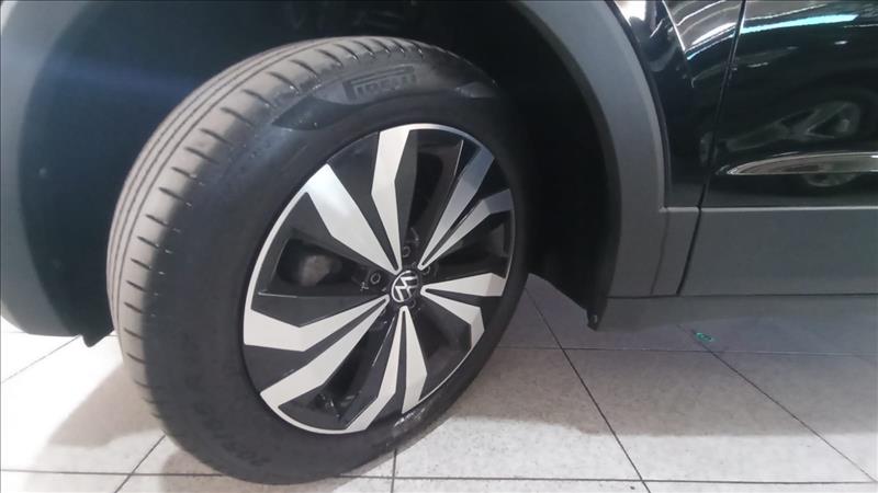 T-CROSS 