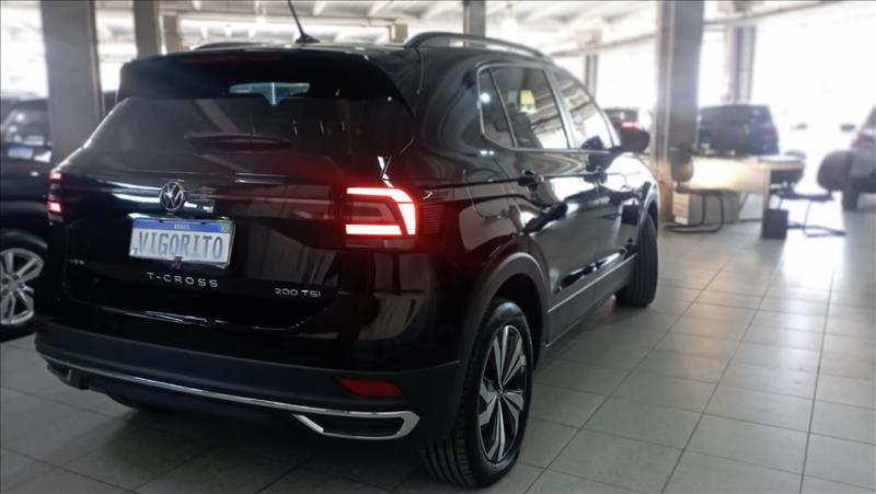  T-CROSS 