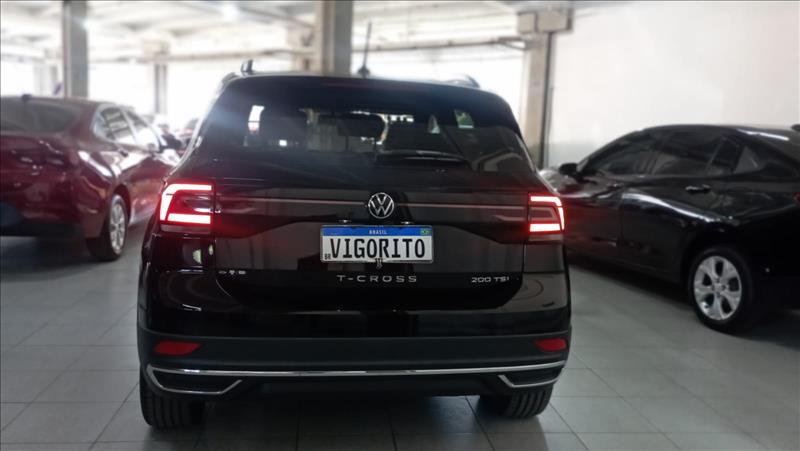  T-CROSS 