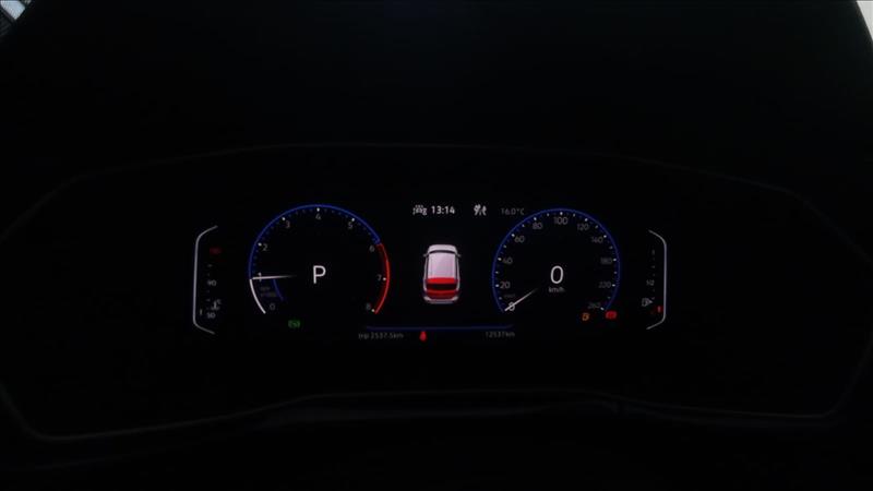  T-CROSS 