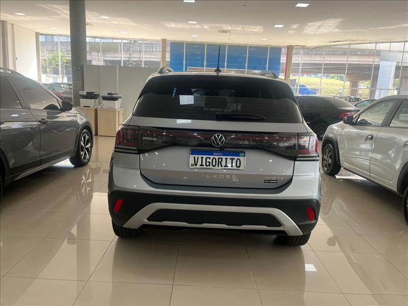  T-CROSS 