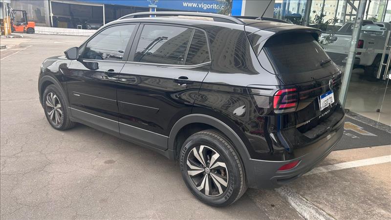  T-CROSS 