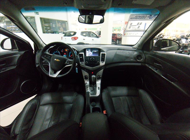  CRUZE 