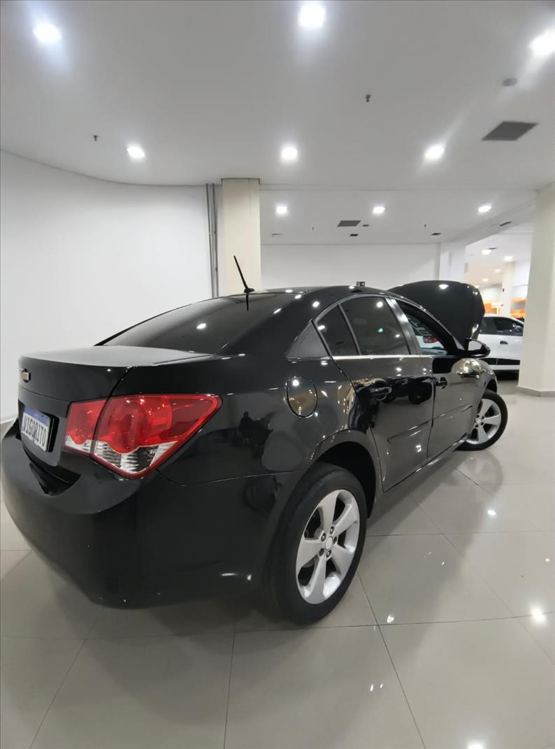  CRUZE 