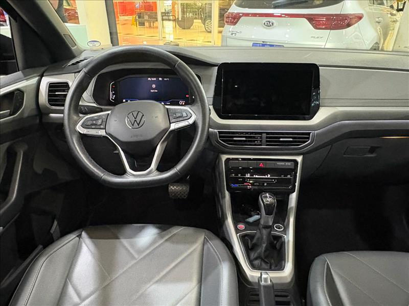  T-CROSS 