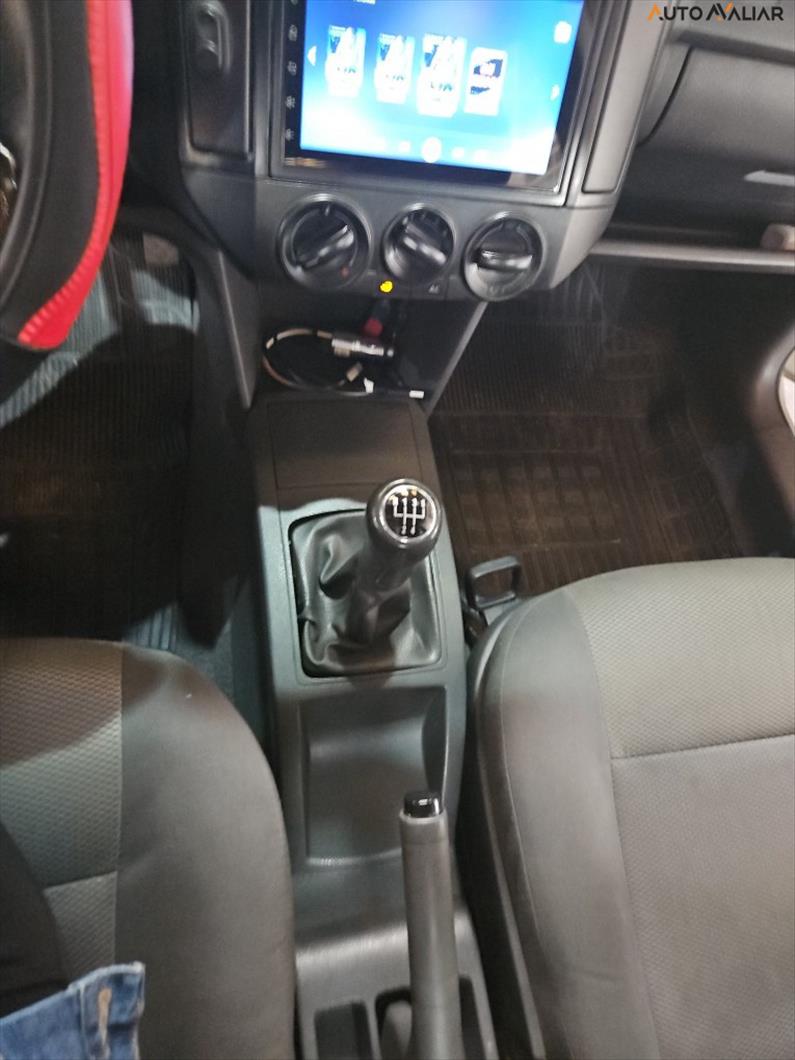  POLO SEDAN 